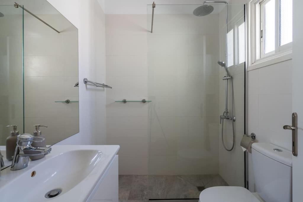 Cozy Nerina Cottage At Harbour Paphos Buitenkant foto